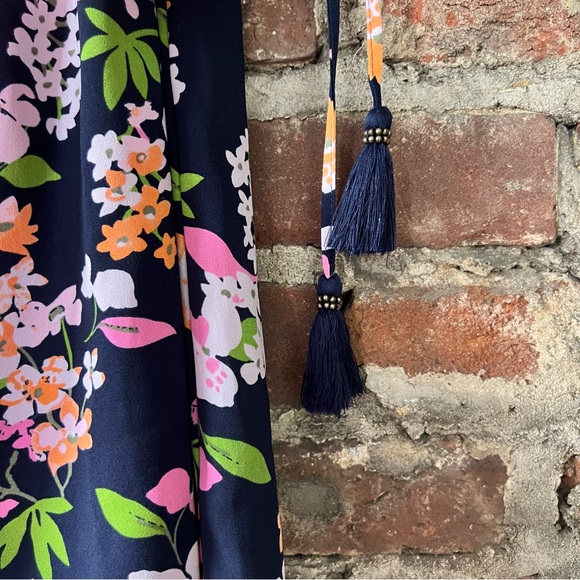 A new day Large Wrap Dress navy blue with florals - Picture 3 of 7